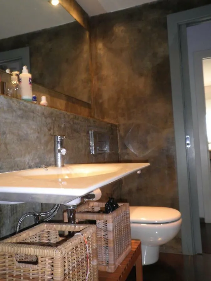 ברצלונה Bacrou Apartment, Design Loft Near The Sea